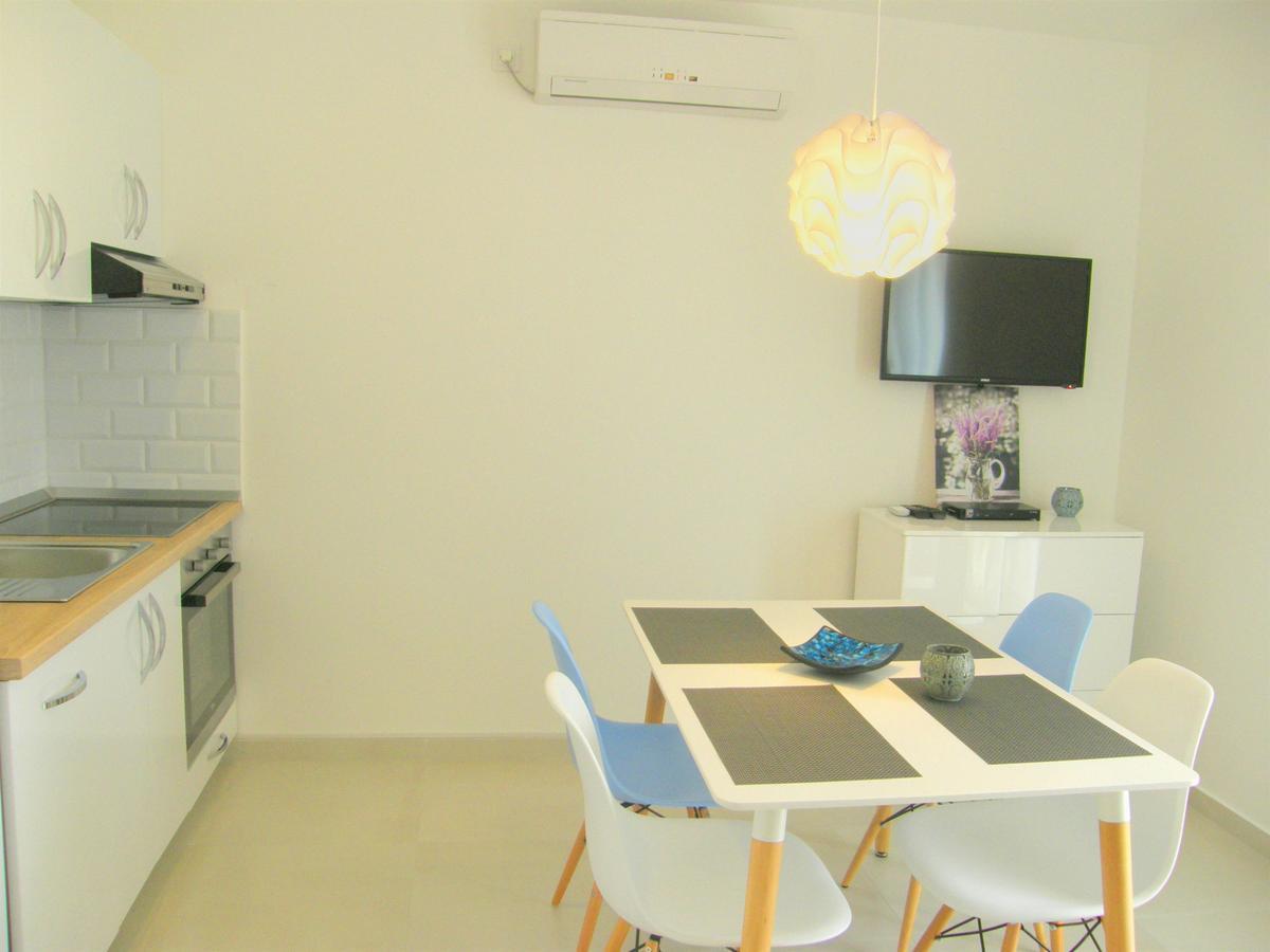פרימוסטן Apartments Mare מראה חיצוני תמונה