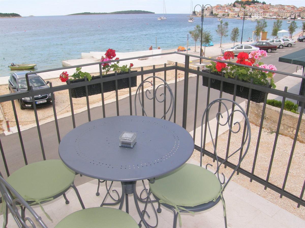 פרימוסטן Apartments Mare מראה חיצוני תמונה