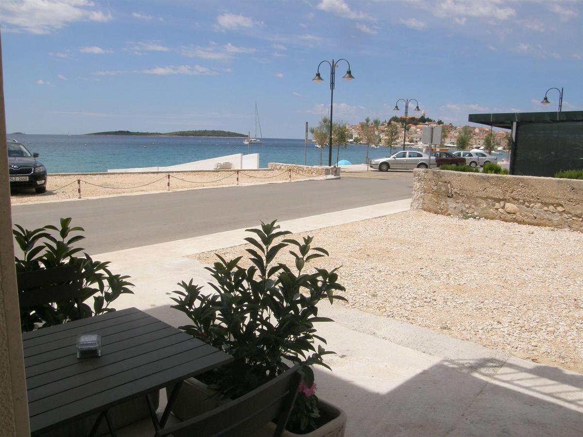 פרימוסטן Apartments Mare מראה חיצוני תמונה
